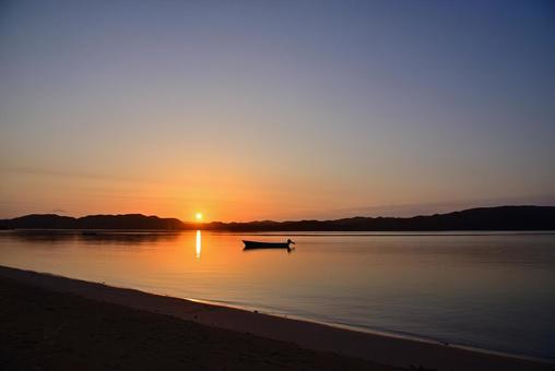 Amami Oshima scenery - The sun rising over the Amami Crater, JPG