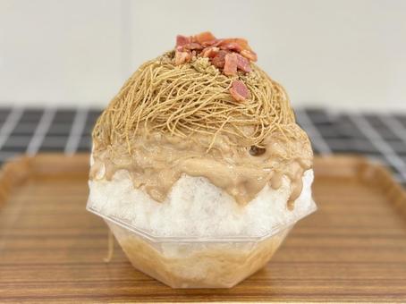 モンブランのかき氷 モンブランのかき氷 かき氷,冷菓,夏の写真素材