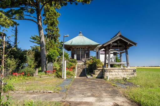 下飯田薬師堂古墳⑵ 下飯田薬師堂古墳⑵ 薬師堂,仏堂,薬師如来の写真素材