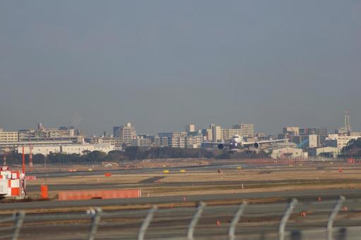 太陽の下で舞う飛行機たち 太陽の下で舞う飛行機たちの写真