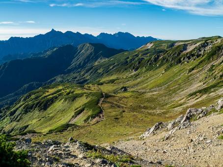 西鎌尾根と双六岳 北アルプス,山岳写真,長野の写真素材
