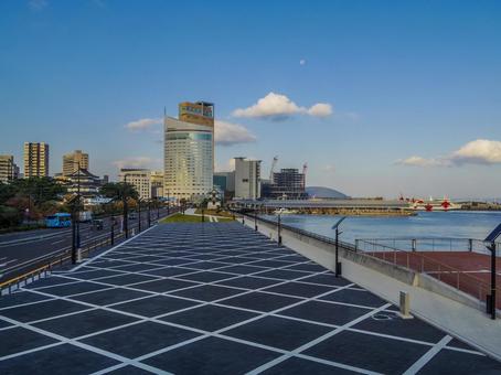 【香川県】高松市・高松港 高松港,キャッスルプロムナード,高松市の写真素材