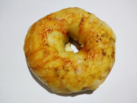 ピリ辛チーズのベーグル ピリ辛チーズのベーグルの写真
