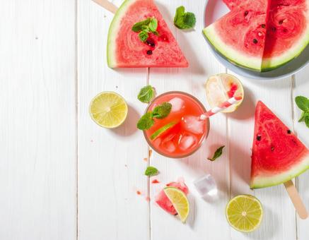 スイカの枠 スイカの枠の写真