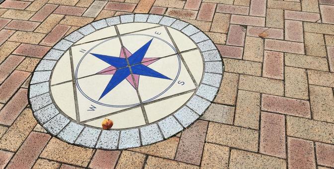 大阪市立長居公園 方位盤 大阪市立長居公園 方位盤の写真