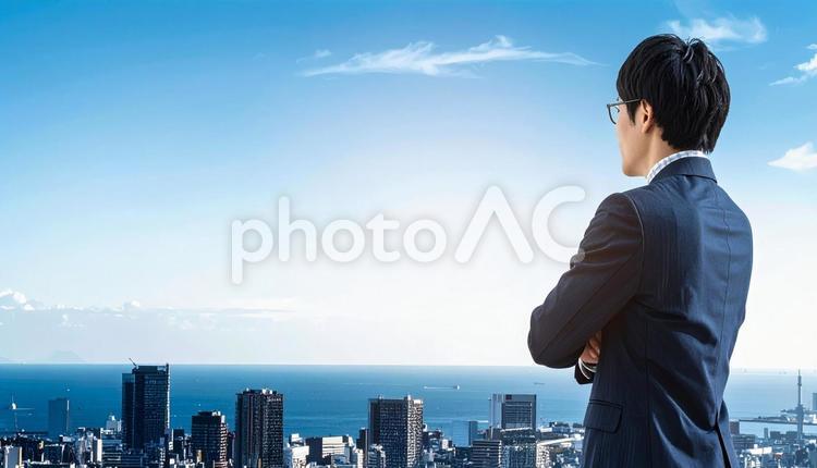 未来を見つめ希望を抱くビジネスマン後ろ姿 ビジネスマン,後ろ姿,希望の写真素材
