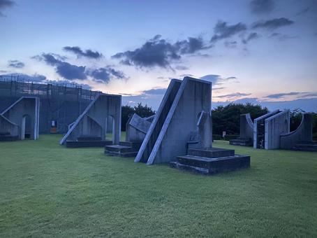 夕暮れ時のサムラート・ヤントラ 夕暮れ時のサムラート・ヤントラ サムラート・ヤントラ,県立ぐんま天文台,群馬の写真素材