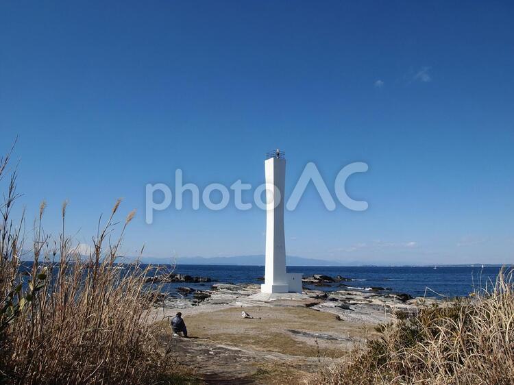 白くて四角い灯台 灯台,白い,四角いの写真素材