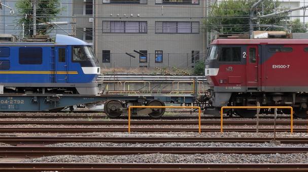 EH500とEF210 EH500とEF210 ef210,300番台,eh500の写真素材
