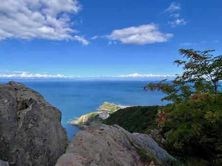 小樽の海 小樽海岸自然探勝路,赤岩山,赤岩オタモイ線の写真素材
