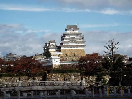 【風景写真】姫路城の風景 【風景写真】姫路城の風景 姫路城,天守閣,世界遺産の写真素材