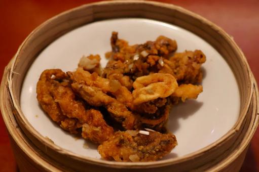 中華料理店のイカ天の香り炒め 中華料理店のイカ天の香り炒めの写真