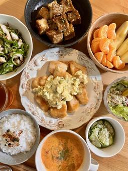 鶏むねのやわらかチキン南蛮定食 ご飯,料理,おうちごはんの写真素材