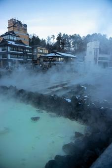 湯けむり立ち込める草津温泉 温泉,湯畑,草津温泉の写真素材