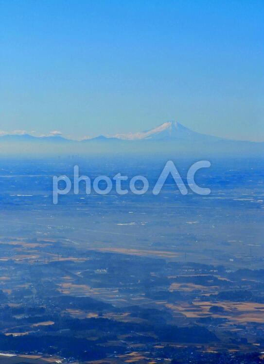 筑波山頂上から見た関東平野と富士山 富士山,冠雪,関東平野の写真素材