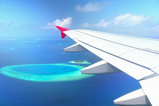 飛行機から見たモルディブの美しい海 飛行機から見たモルディブの美しい海 モルディブ,休暇,リゾートの写真素材