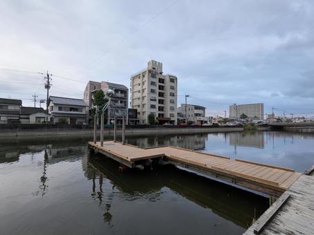 地球33番地 地球33番地の写真