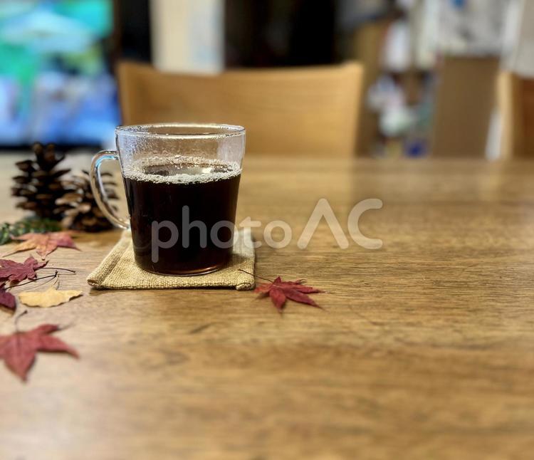 秋のコーヒーブレイク４ コーヒー,カフェ,おしゃれの写真素材