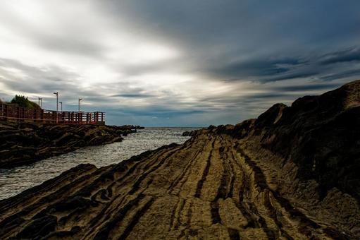 寂しそうな海岸 海岸,海,岩の写真素材