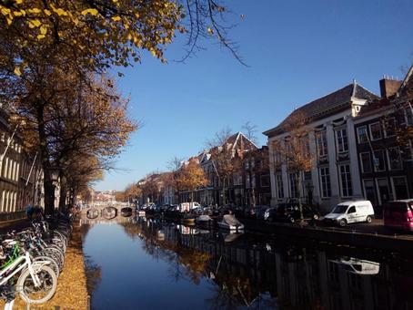 オランダの秋と水路 オランダの秋と水路の写真