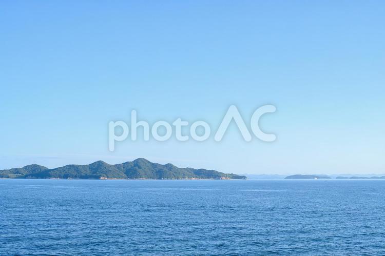 船から見た瀬戸内海 高松港,船,自然の写真素材