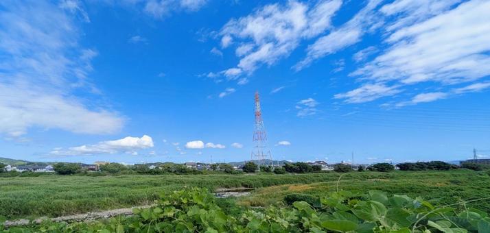 蒼社川-50 蒼社川-50 蒼社川,今治市,青空の写真素材