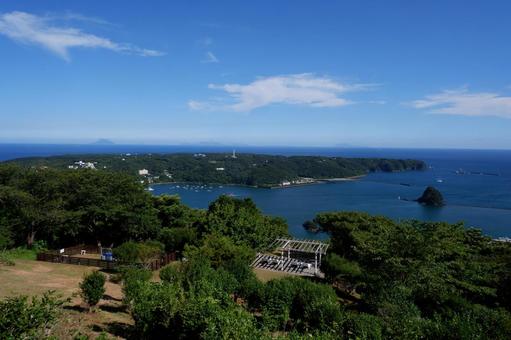 寝姿山から見える下田市の風景 寝姿山から見える下田市の風景 寝姿山,海,山の写真素材
