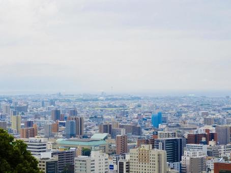 松山城から伊予灘方向を望む 松山城から伊予灘方向を望む 松山市,地方都市,都市の写真素材