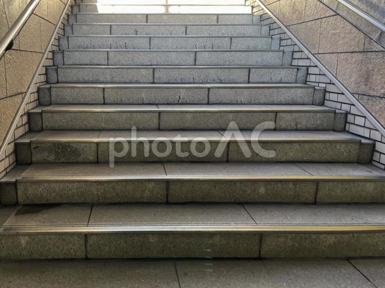 地下鉄の階段 階段,地下鉄,段差の写真素材