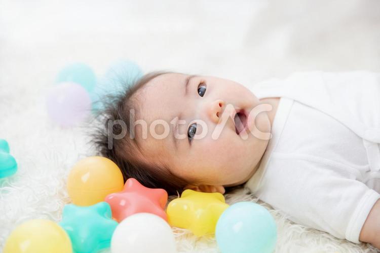 赤ちゃんのイメージ 赤ちゃん,赤ん坊,遊ぶの写真素材