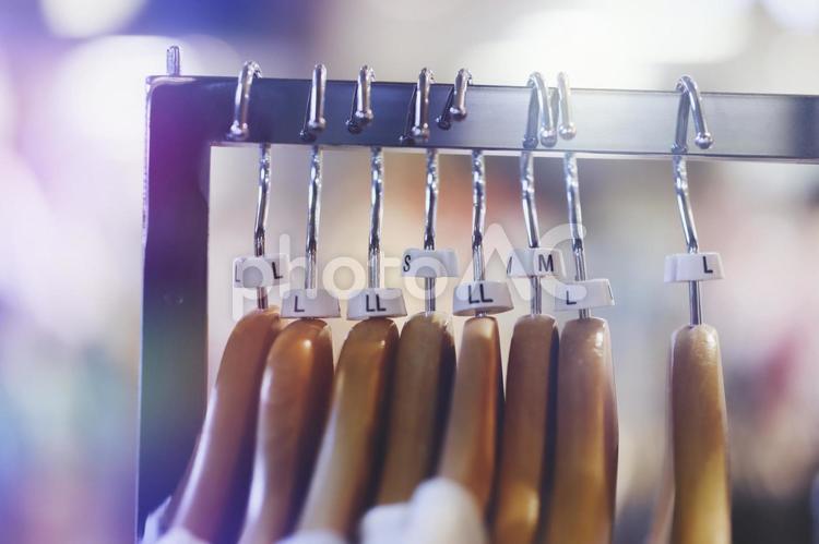 ハンガーと洋服 ハンガー,ファッション,洋服の写真素材