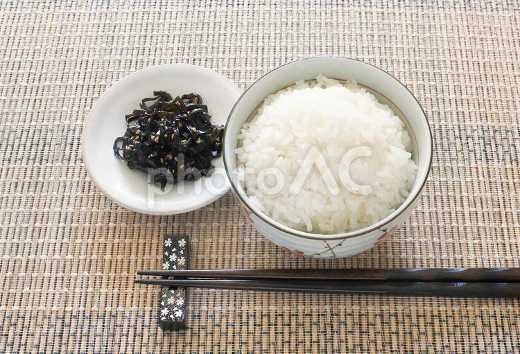 ごはんとごま昆布① ごはん,米,主食の写真素材