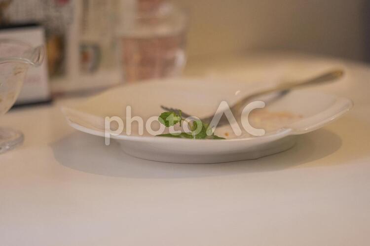 昼下がりのデザート 食べ物,デザート,ミントの写真素材