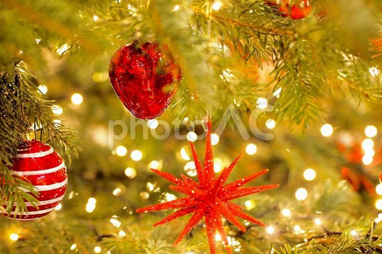 クリスマスのクリスマスツリーオーナメント クリスマス,クリスマスツリー,オーナメントの写真素材