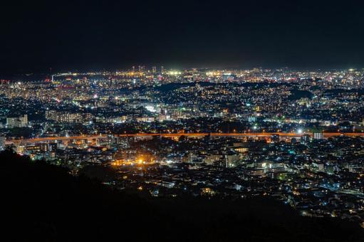 油山片江展望台から見る福岡市の夜景 油山片江展望台から見る福岡市の夜景の写真