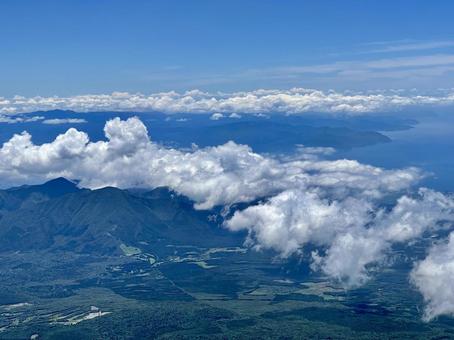 富士山から見下ろす静岡方面の下界 富士山,雲海,静岡県の写真素材