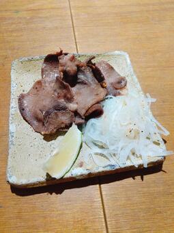 牛タン塩焼き 牛タン,食べ物,フードの写真素材