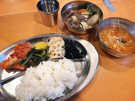 韓国の社食 韓国,韓国ごはん,韓国料理の写真素材