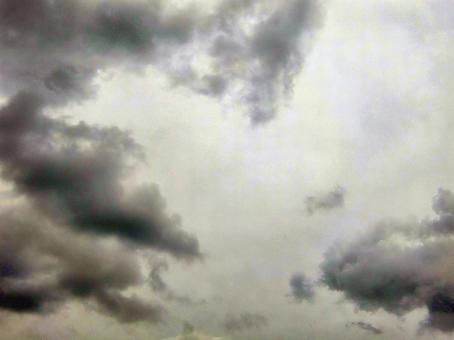 四月の雲-43の写真