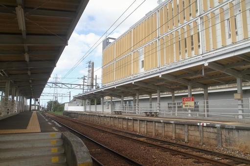富山地方鉄道、五百石駅、ホーム 富山地方鉄道,富山地鉄,地鉄の写真素材