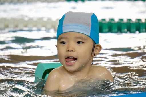 Children practicing swimming, JPG Children practicing swimming, swimming, child, a swimming pool, JPG
