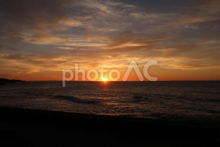 海 海,夕焼け,夕日の写真素材