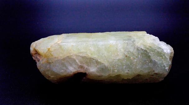 アクアマリン原石・天然石マクロ写真 アクアマリン,原石,鉱石の写真素材