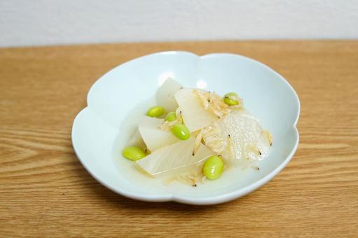 大根の煮物(引き) 大根の煮物(引き)の写真