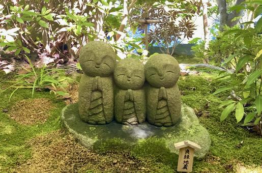 良縁地蔵 良縁地蔵 鎌倉,長谷寺,良縁地蔵の写真素材
