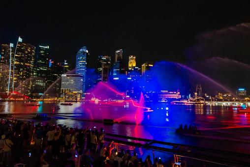 【シンガポール】マリーナベイサンズの噴水 シンガポール,マリーナベイサンズ,噴水の写真素材