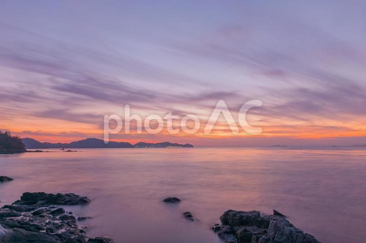 瀬戸内に沈む夕陽！ 背景,夕陽,夕日の写真素材