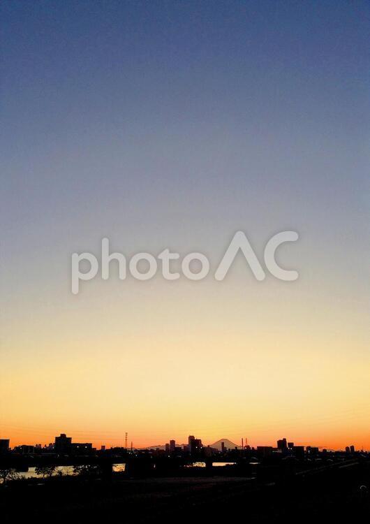 夕暮れ 夕暮れ,夕焼け,夕映えの写真素材