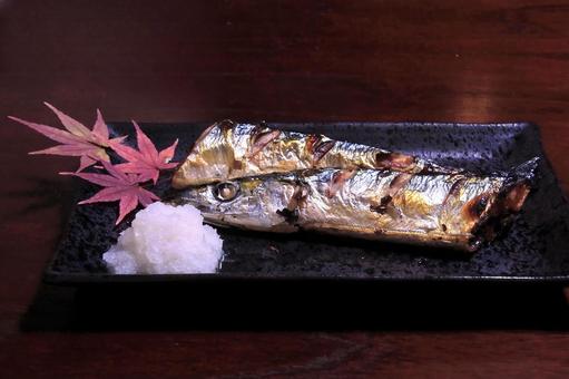 秋の味覚/サンマの塩焼き 秋の味覚/サンマの塩焼き 魚,秋,サンマの写真素材