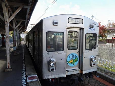 弘南鉄道大鰐線 7000系 弘南鉄道大鰐線,7000系,前面の写真素材